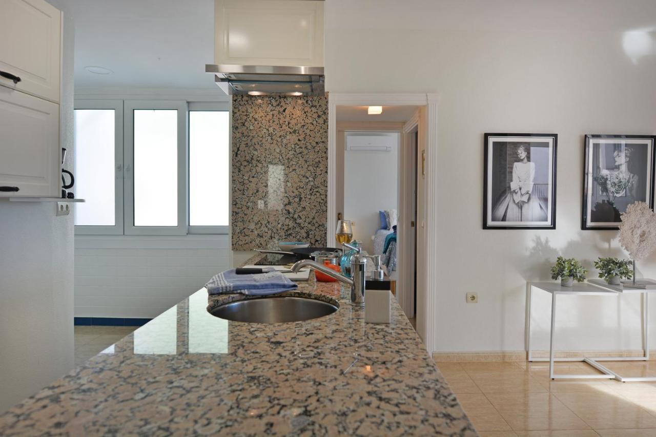 Playa Postiguet Penthouse Apartment Alicante Bagian luar foto
