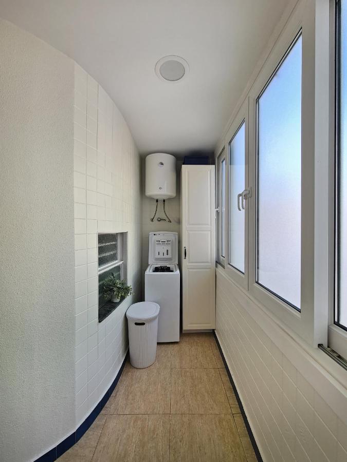 Playa Postiguet Penthouse Apartment Alicante Bagian luar foto