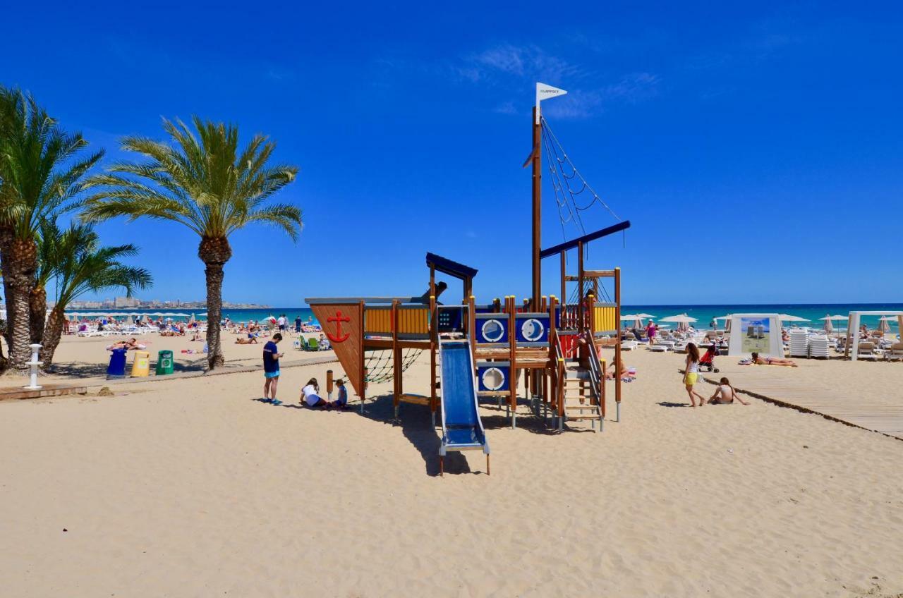Playa Postiguet Penthouse Apartment Alicante Bagian luar foto