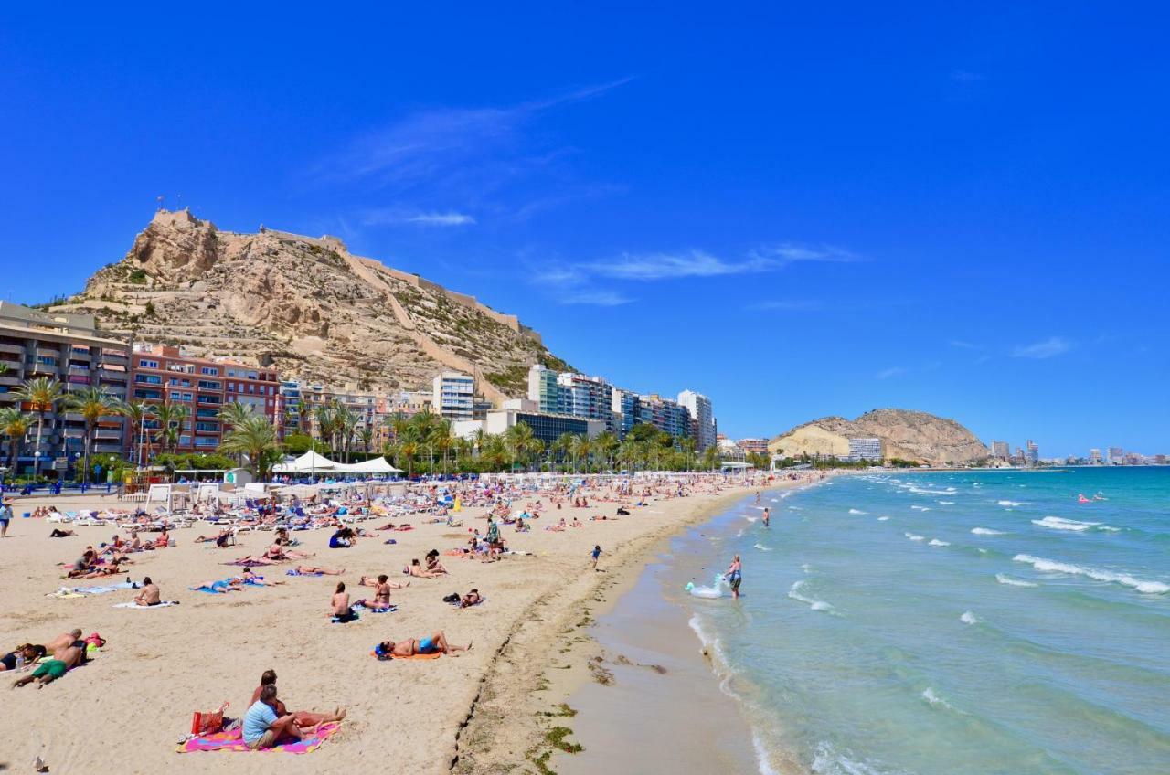 Playa Postiguet Penthouse Apartment Alicante Bagian luar foto